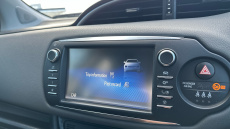 Toyota Yaris 1.5 VVT-i Icon 5dr Petrol Hatchback
